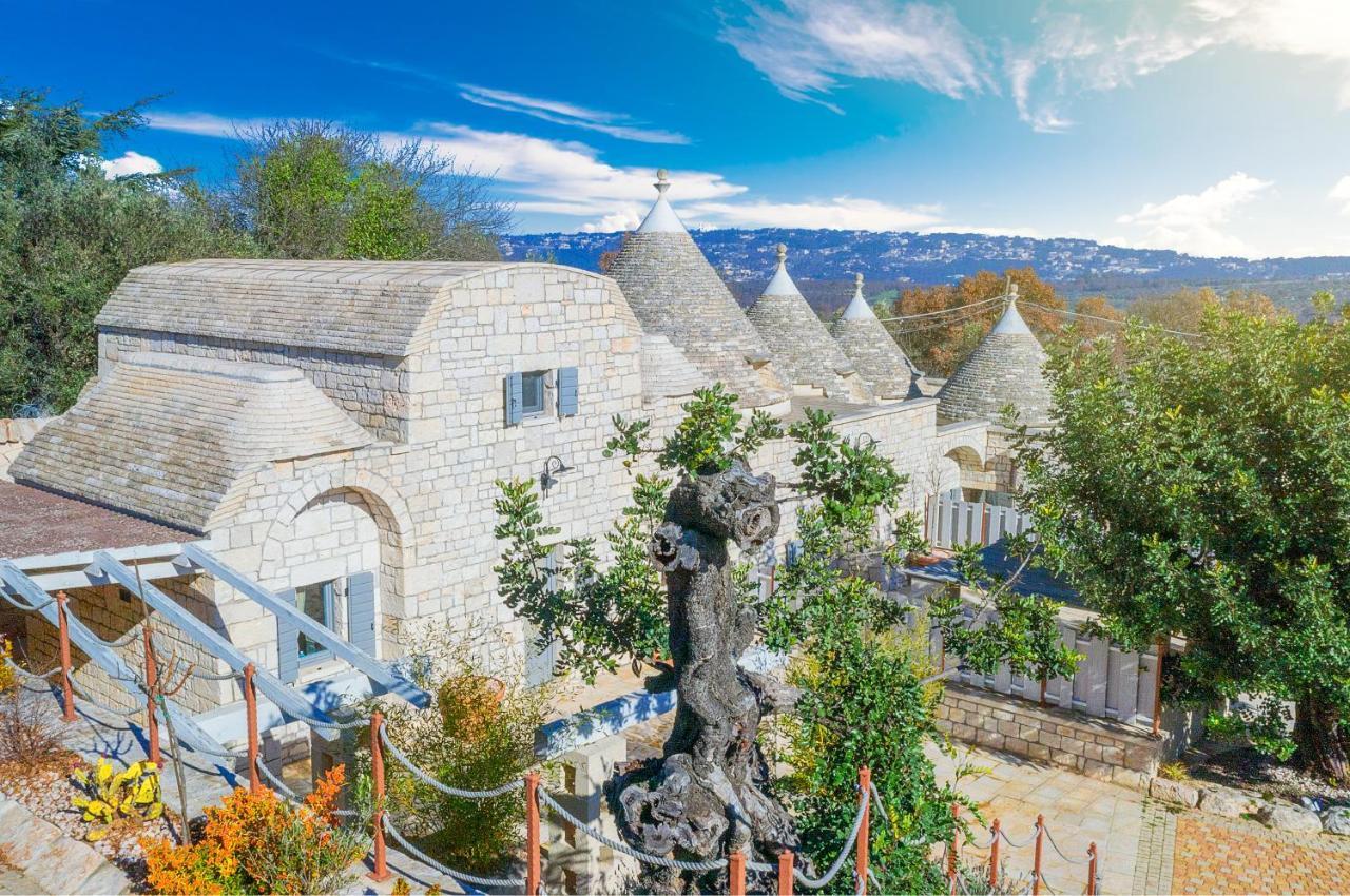 Navolte Trulli E Quiete Con Piscina Villa Locorotondo Luaran gambar