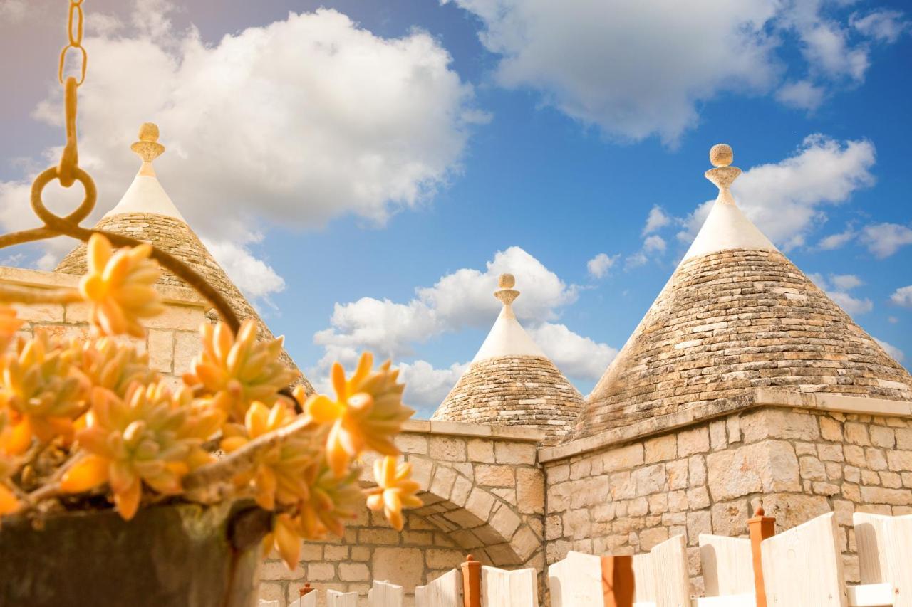 Navolte Trulli E Quiete Con Piscina Villa Locorotondo Luaran gambar